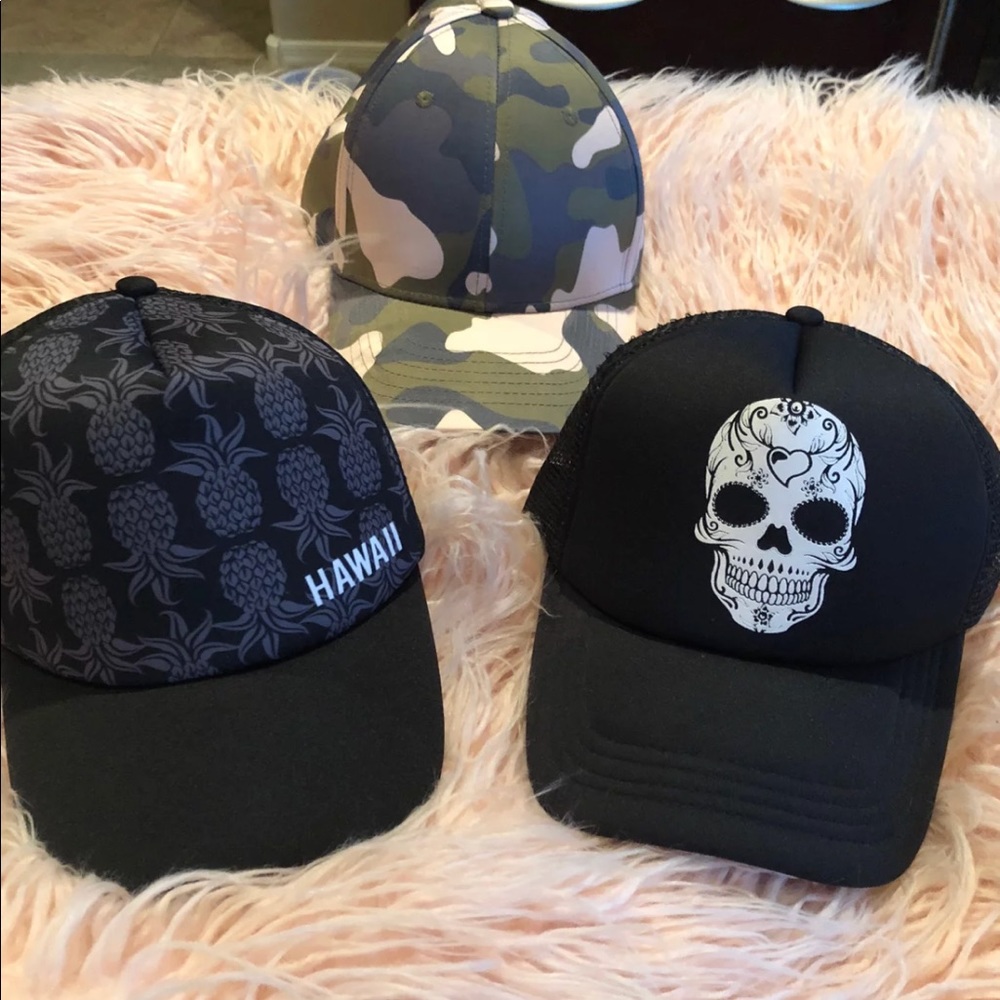 3 Trucker hats